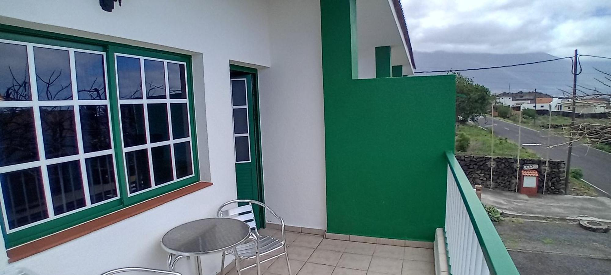 Apartamentos Las Casitas Frontera Exterior photo