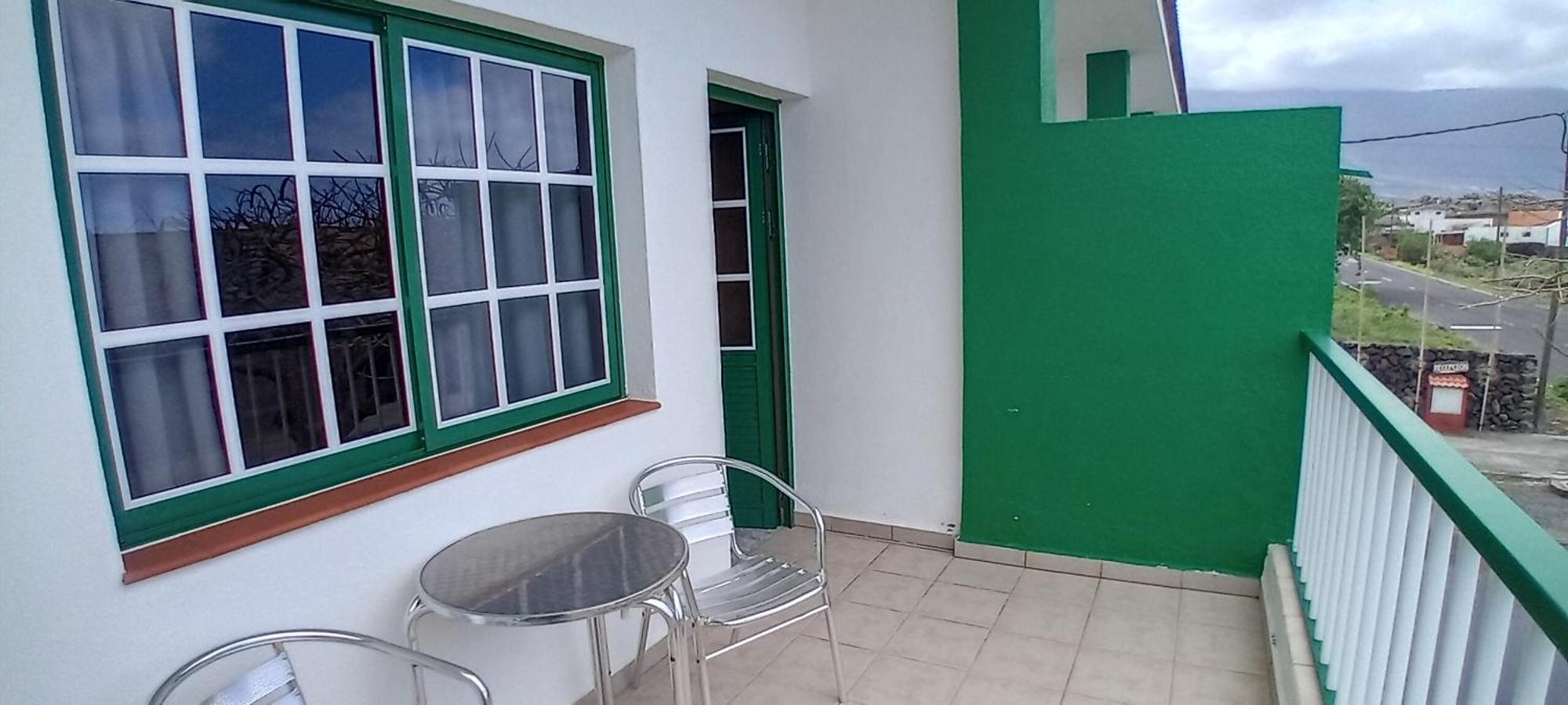 Apartamentos Las Casitas Frontera Exterior photo